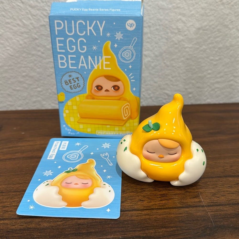 Pop mart pucky egg beanie poached egg